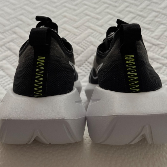 Nike Vista Lite Black Lemon Venom Trainers Woman Lady Size 9 Running Shoes - Picture 5 of 12